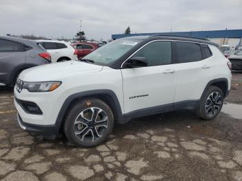  Salvage Jeep Compass