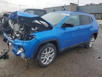  Salvage Jeep Compass