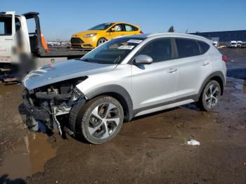  Salvage Hyundai TUCSON