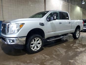  Salvage Nissan Titan