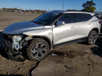  Salvage Chevrolet Blazer