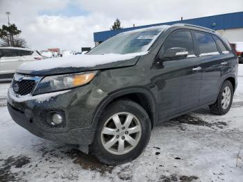  Salvage Kia Sorento