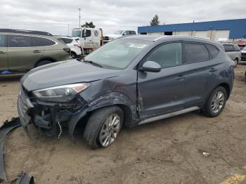  Salvage Hyundai TUCSON