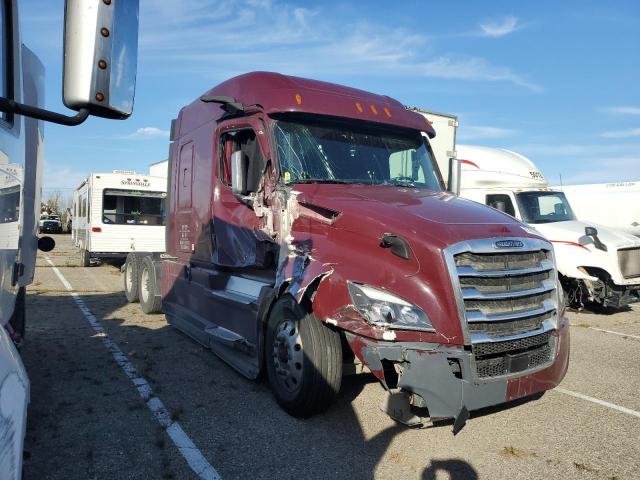  Salvage Freightliner Cascadia 1