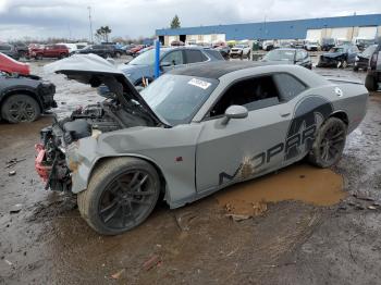  Salvage Dodge Challenger