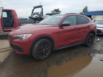  Salvage Alfa Romeo Stelvio