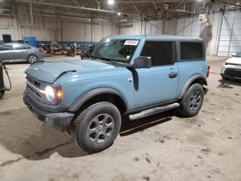  Salvage Ford Bronco