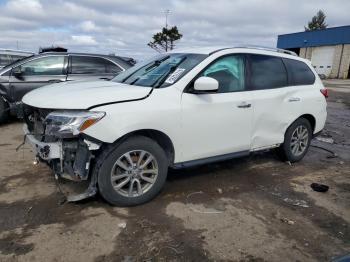  Salvage Nissan Pathfinder