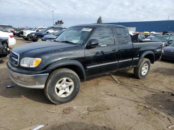  Salvage Toyota Tundra