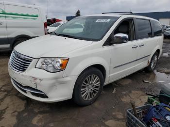  Salvage Chrysler Minivan