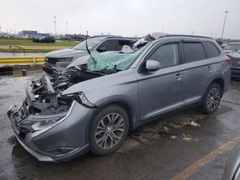  Salvage Mitsubishi Outlander