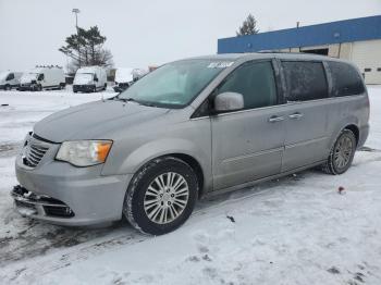  Salvage Chrysler Minivan