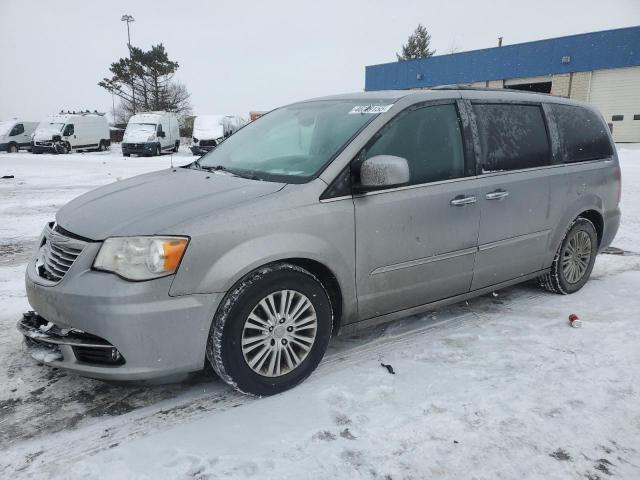  Salvage Chrysler Minivan