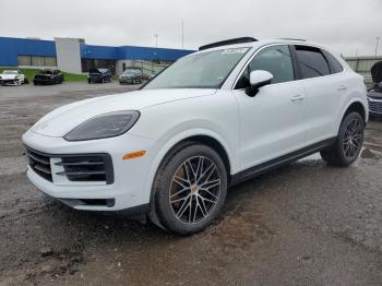  Salvage Porsche Cayenne
