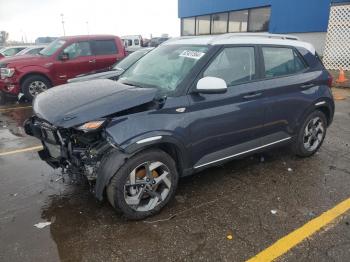  Salvage Hyundai VENUE