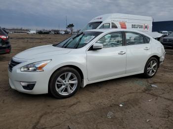  Salvage Nissan Altima