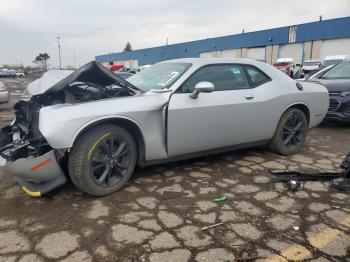  Salvage Dodge Challenger