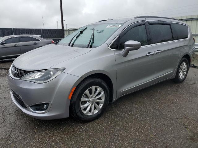  Salvage Chrysler Pacifica