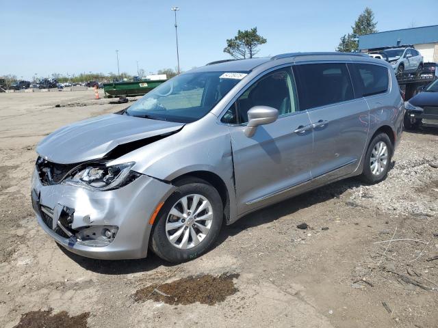  Salvage Chrysler Pacifica