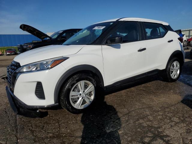  Salvage Nissan Kicks