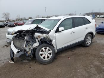  Salvage Kia Sorento