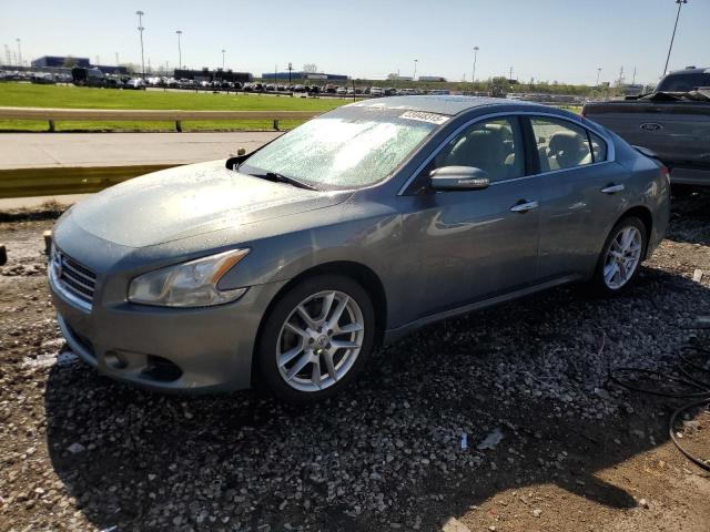  Salvage Nissan Maxima