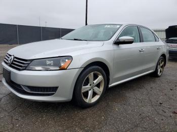  Salvage Volkswagen Passat