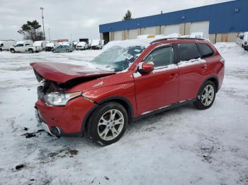  Salvage Mitsubishi Outlander