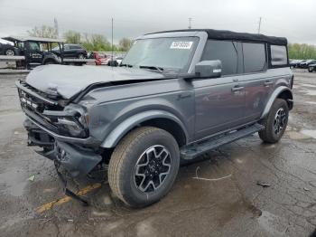  Salvage Ford Bronco