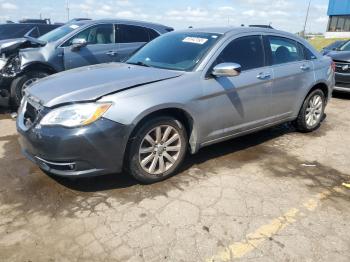  Salvage Chrysler 200