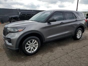  Salvage Ford Explorer