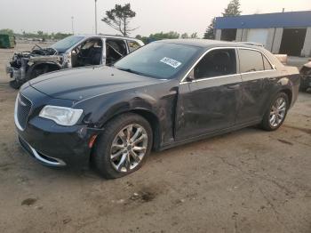  Salvage Chrysler 300