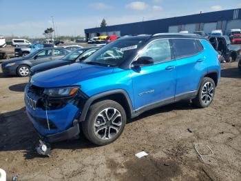  Salvage Jeep Compass