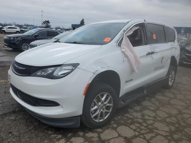  Salvage Chrysler Minivan