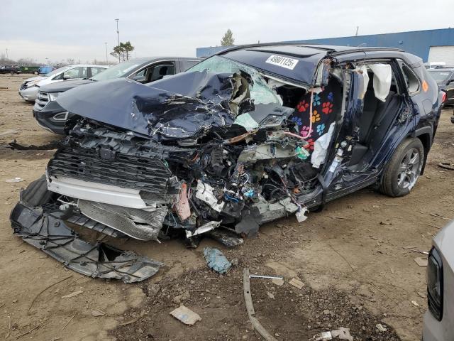  Salvage Toyota RAV4