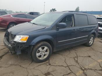  Salvage Dodge Caravan