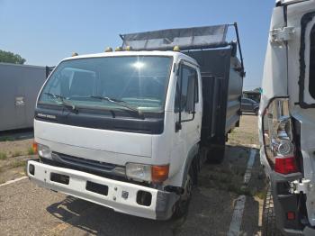  Salvage Nissan Diesel Ud1400
