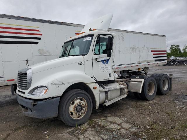  Salvage Freightliner Columbia