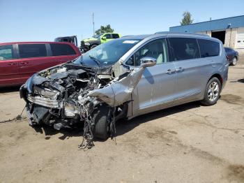  Salvage Chrysler Pacifica