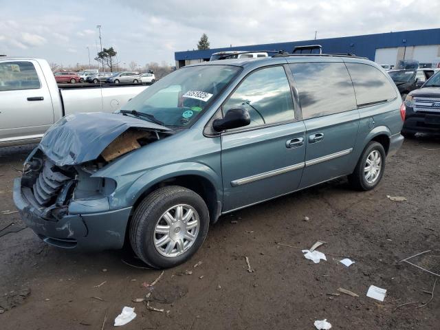  Salvage Chrysler Minivan