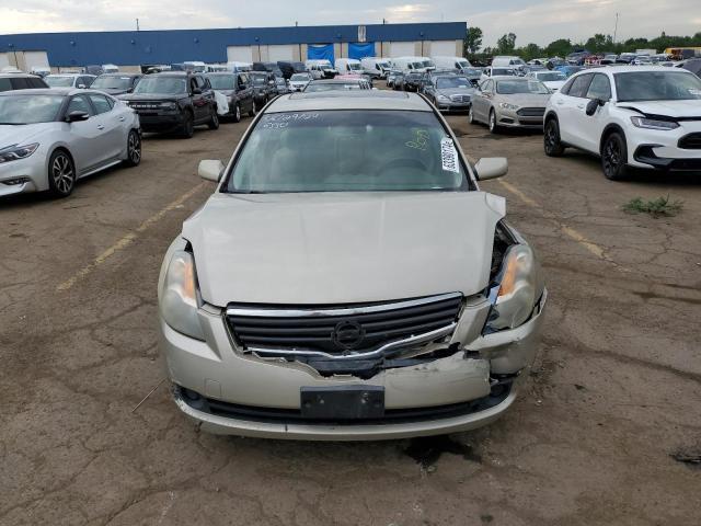 Nissan Altima Hybrid Image 2