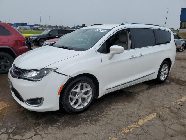  Salvage Chrysler Pacifica