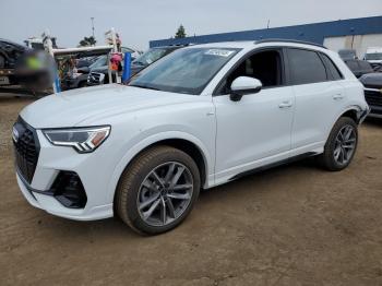  Salvage Audi Q3