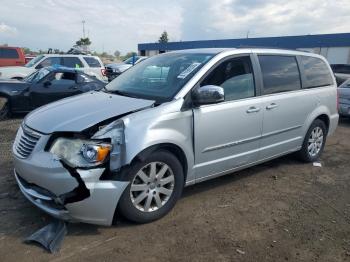  Salvage Chrysler Minivan