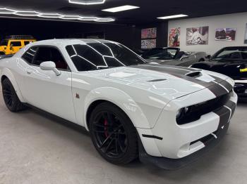  Salvage Dodge Challenger