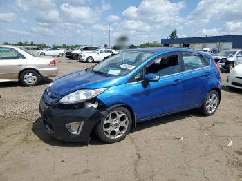  Salvage Ford Fiesta