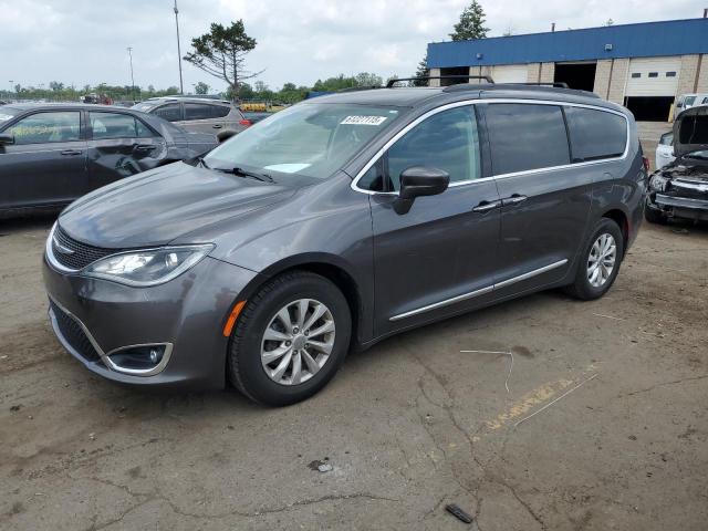  Salvage Chrysler Pacifica