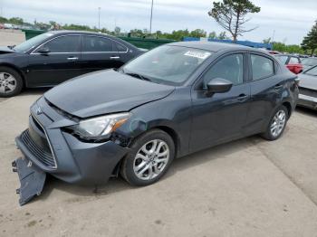  Salvage Toyota Yaris