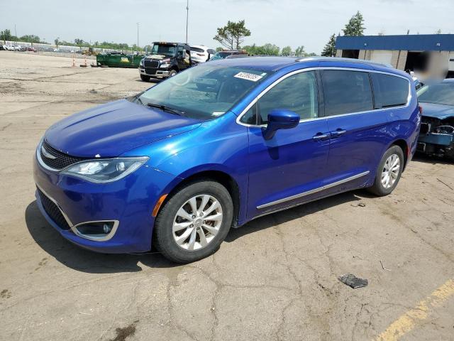  Salvage Chrysler Pacifica