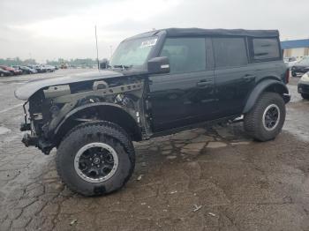  Salvage Ford Bronco